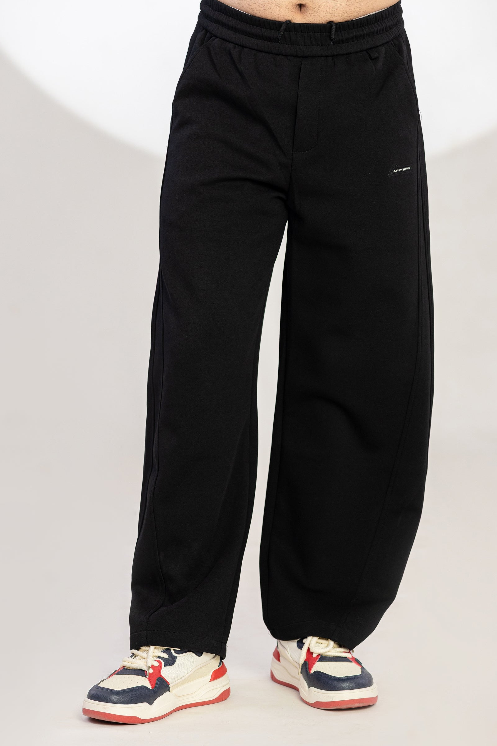 BAGGY JOGGERS